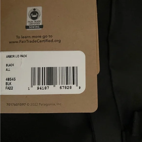 New with Tag Patagonia black lightweight backpack 🎒size 28L - Picture 8 of 9